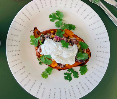 Täytetyt uunibataatit